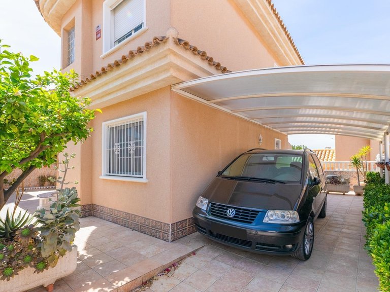 Villa for Sale in Costa Blanca Torrevieja, Alicante 34