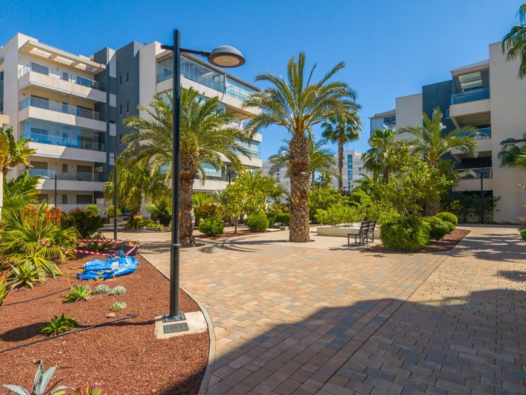 Apartment for Sale in Costa Blanca Orihuela Costa, Alicante 35