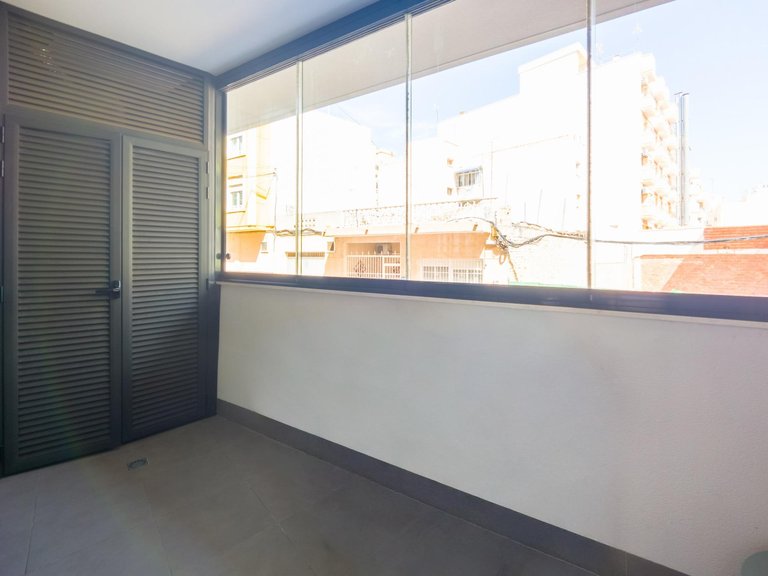 Apartment for Sale in Costa Blanca Torrevieja, Alicante 17