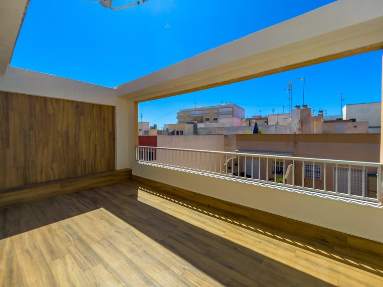 Apartment for Sale in Costa Blanca Torrevieja, Alicante 17