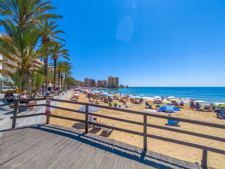 Apartment for Sale in Costa Blanca Torrevieja, Alicante 27
