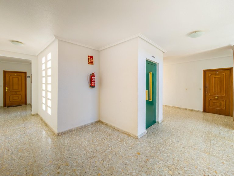 Apartment for Sale in Costa Blanca Torrevieja, Alicante 29