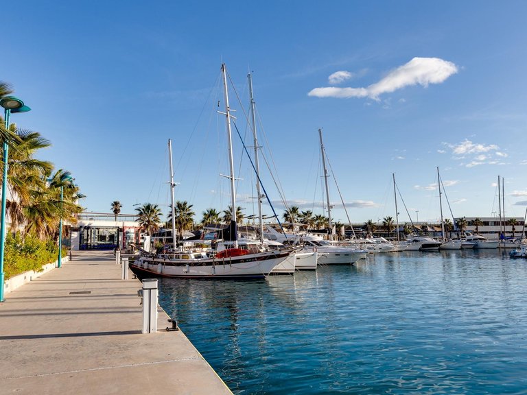 Apartment for Sale in Costa Blanca Torrevieja, Alicante 35