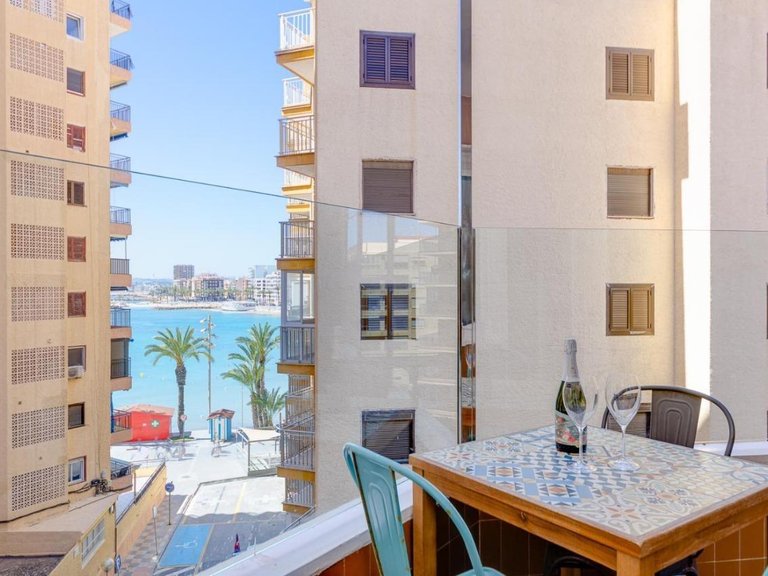 Apartment for Sale in Costa Blanca Torrevieja, Alicante 1