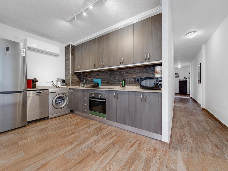 Apartment for Sale in Costa Blanca Torrevieja, Alicante 7