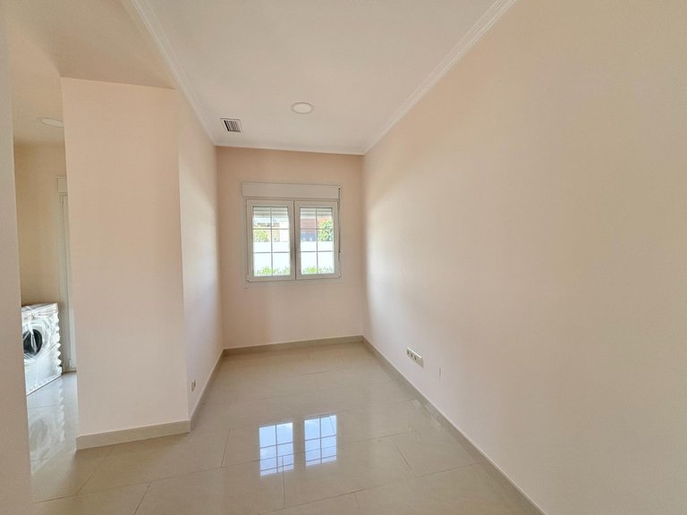 Villa for Sale in Costa Blanca Cabo Roig, Alicante 12