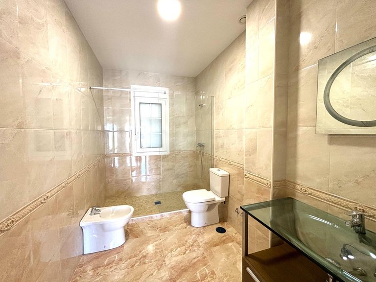 Villa for Sale in Costa Blanca Cabo Roig, Alicante 17