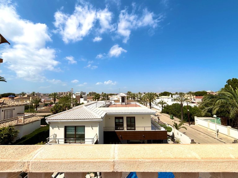 Villa for Sale in Costa Blanca Cabo Roig, Alicante 22