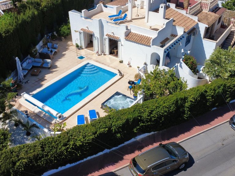 Town House for Sale in Costa Blanca Torrevieja, Alicante 2