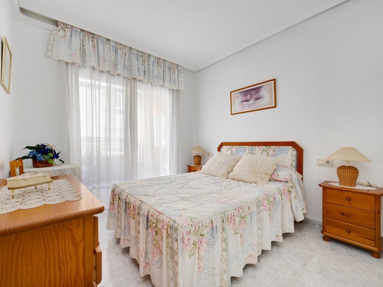 Apartment for Sale in Torrevieja, Alicante 15