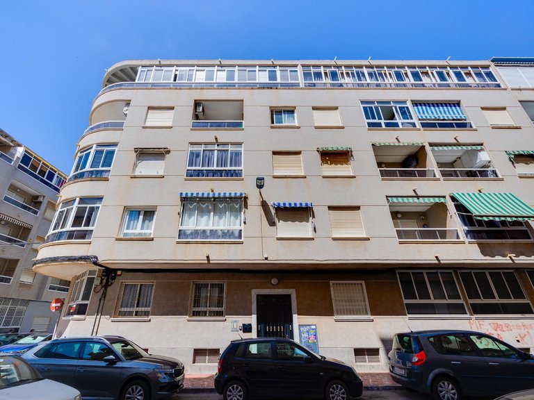 Apartment for Sale in Torrevieja, Alicante 19