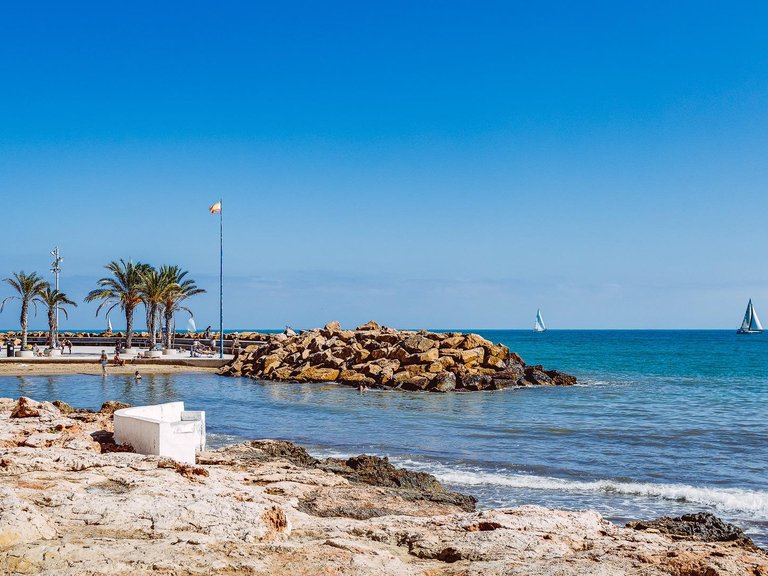 Apartment for Sale in Torrevieja, Alicante 25