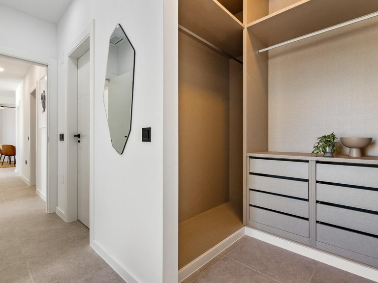 Apartment for Sale in Los Pacos, Fuengirola, Malaga 10