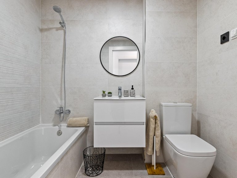 Apartment for Sale in Los Pacos, Fuengirola, Malaga 12