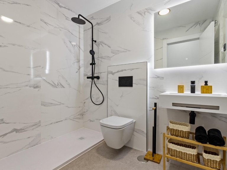 Apartment for Sale in Los Pacos, Fuengirola, Malaga 14