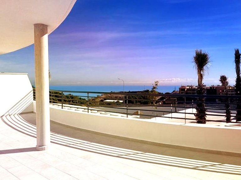 Apartment for Sale in Santangelo, Benalmádena, Malaga 1