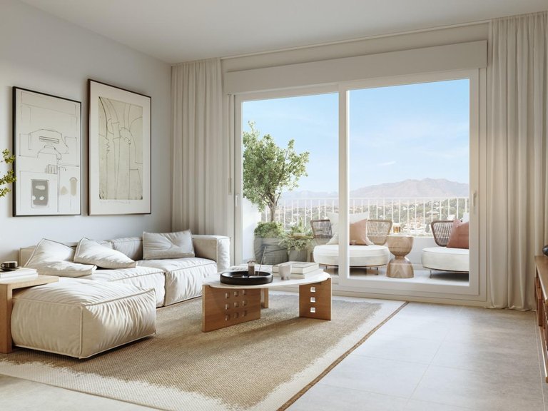 Apartment for Sale in Los Pacos, Fuengirola, Malaga 1