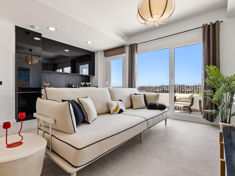 Apartment for Sale in Los Pacos, Fuengirola, Malaga 15