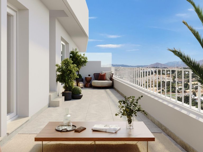 Apartment for Sale in Los Pacos, Fuengirola, Malaga 2