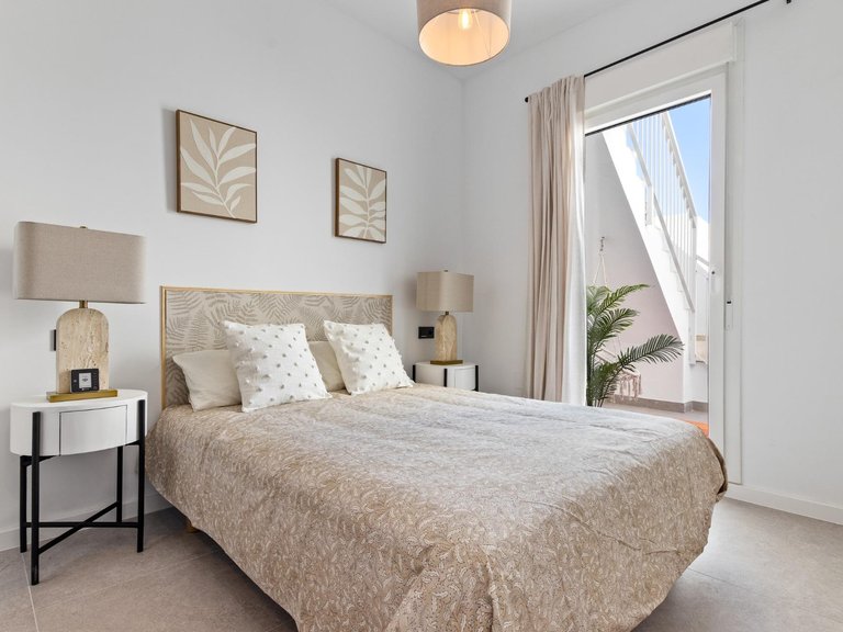 Apartment for Sale in Los Pacos, Fuengirola, Malaga 7