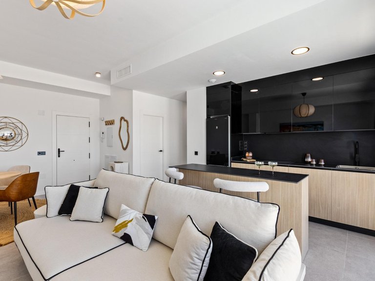 Apartment for Sale in Los Pacos, Fuengirola, Malaga 22