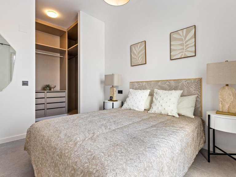 Apartment for Sale in Los Pacos, Fuengirola, Malaga 9