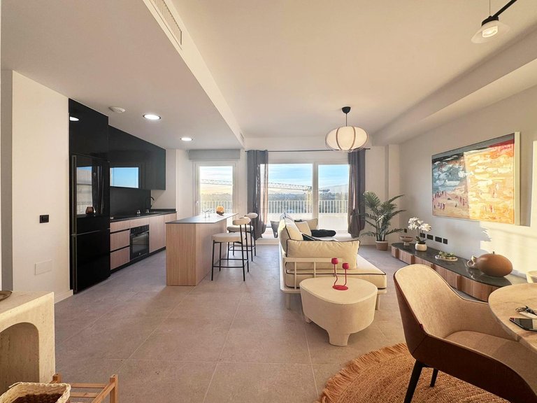 Apartment for Sale in Los Pacos, Fuengirola, Malaga 14
