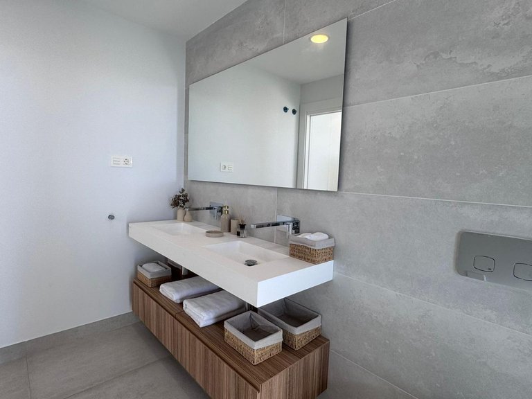 Villa for Sale in Mijas Costa, Mijas, Malaga 39