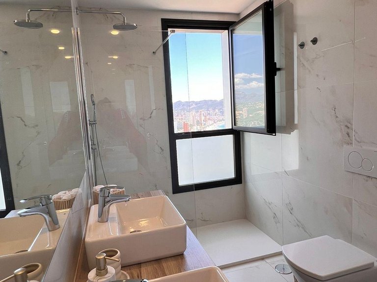 Apartment for Sale in Costa Blanca Benidorm, Alicante 28