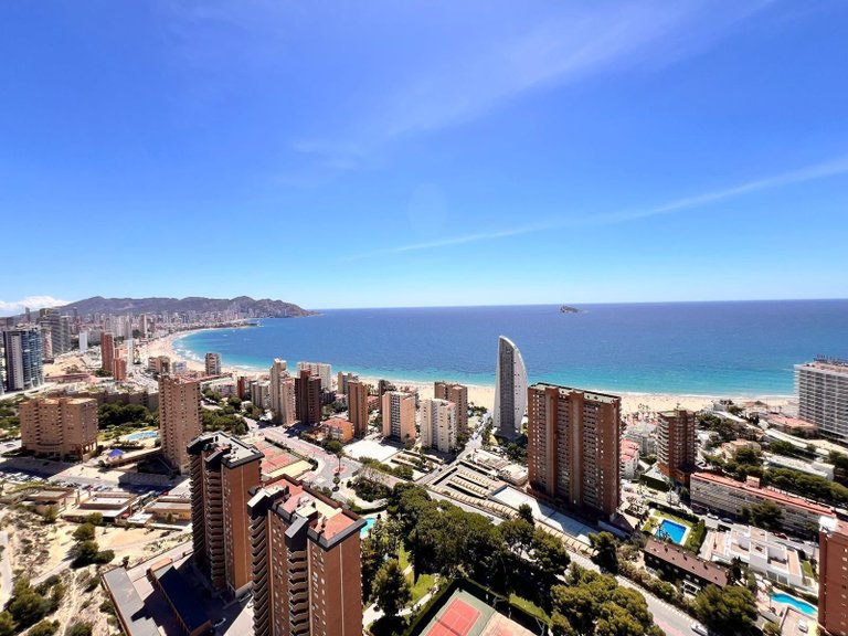Apartment for Sale in Costa Blanca Benidorm, Alicante 29