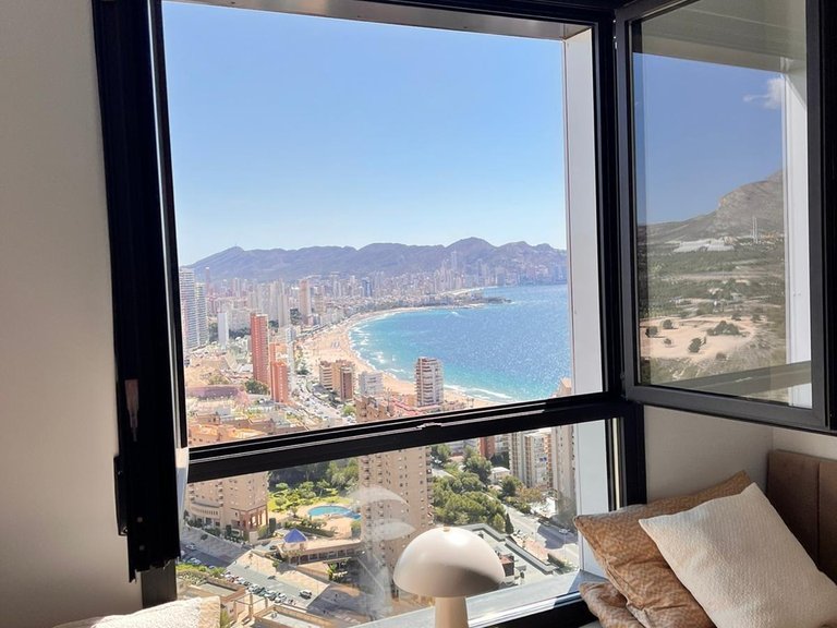 Apartment for Sale in Costa Blanca Benidorm, Alicante 3