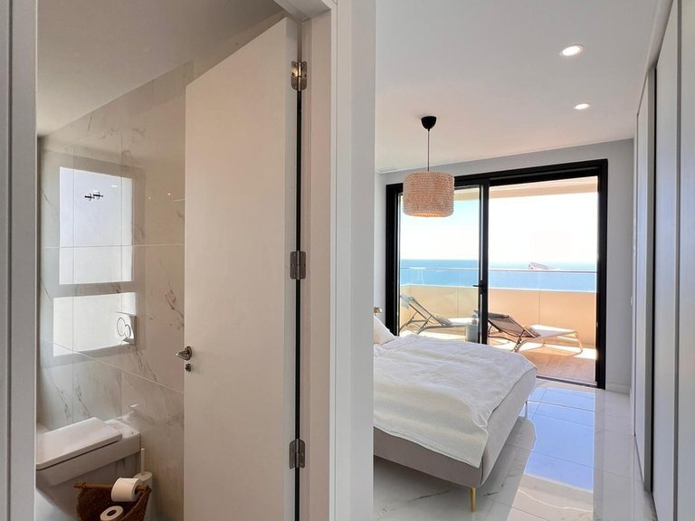 Apartment for Sale in Costa Blanca Benidorm, Alicante 43