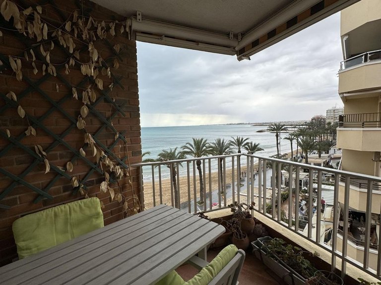 Apartment for Sale in Costa Blanca Torrevieja, Alicante 1