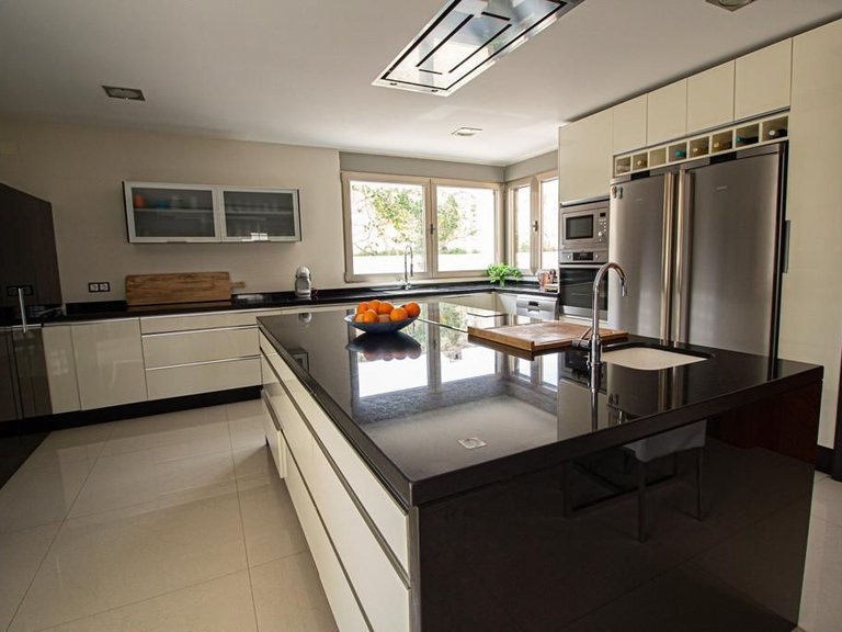 Villa for Sale in Costa Blanca Alfas Del Pi, Alicante 10
