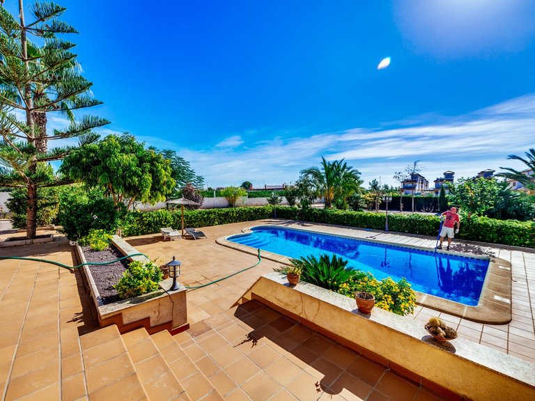 Villa for Sale in Costa Blanca Los Montesinos, Alicante 4