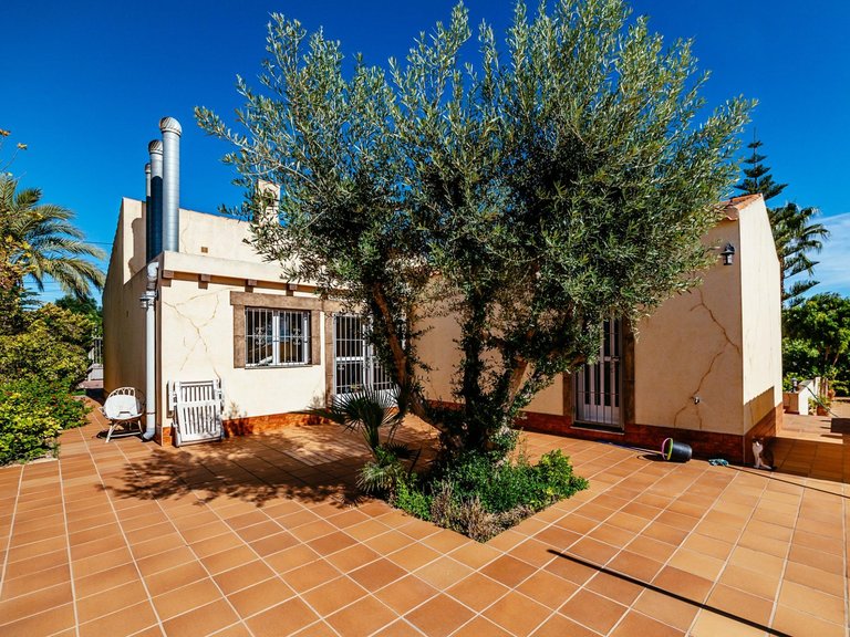 Villa for Sale in Costa Blanca Los Montesinos, Alicante 6