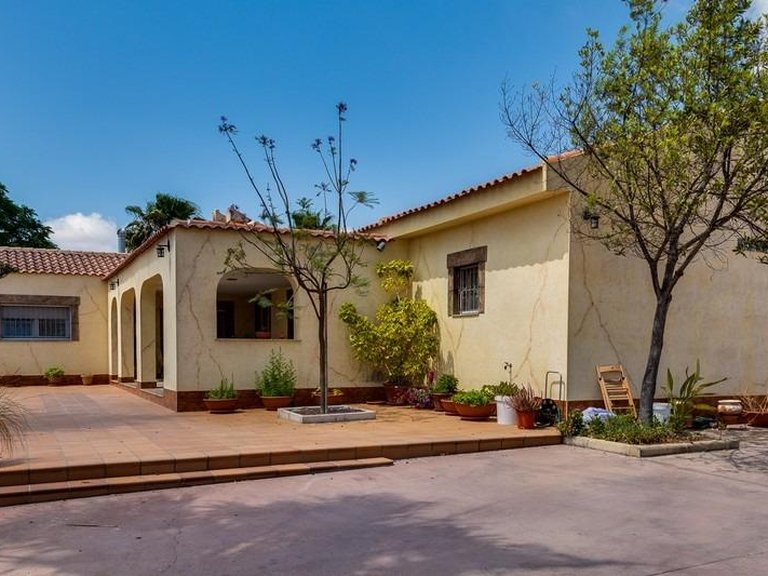 Villa for Sale in Costa Blanca Los Montesinos, Alicante 7