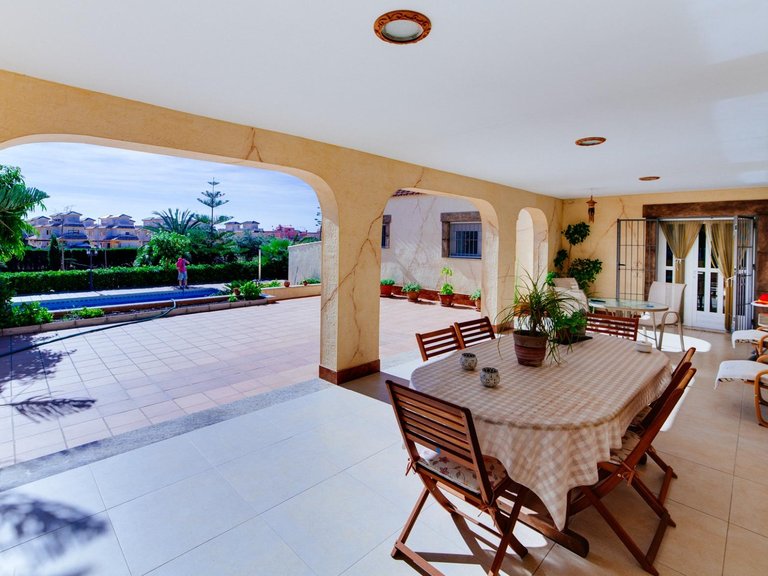 Villa for Sale in Costa Blanca Los Montesinos, Alicante 9