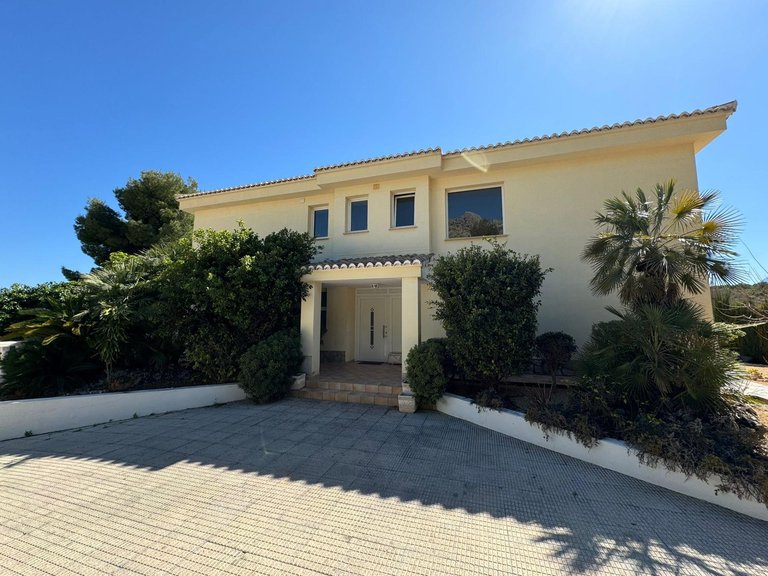 Villa for Sale in Costa Blanca Altea, Alicante 2