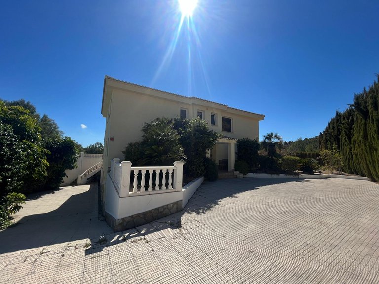 Villa for Sale in Costa Blanca Altea, Alicante 3