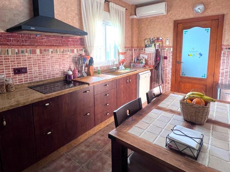 Villa for Sale in Inland Orihuela, Alicante 13