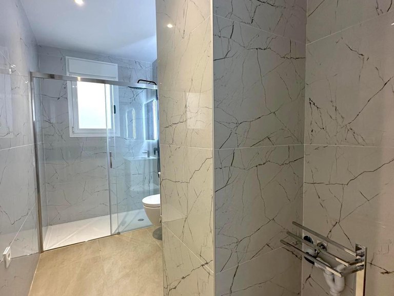 Apartment for Sale in Costa Blanca Torrevieja, Alicante 10