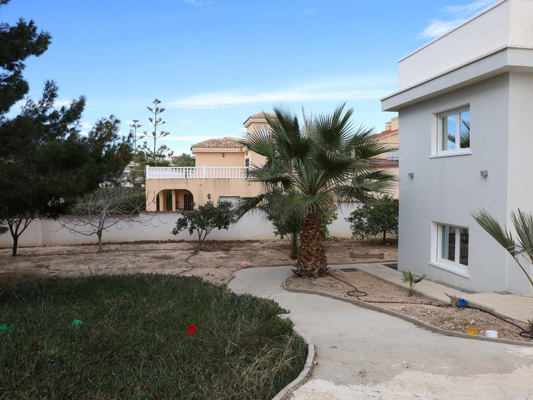 Villa for Sale in Costa Blanca Ciudad Quesada, Alicante 4