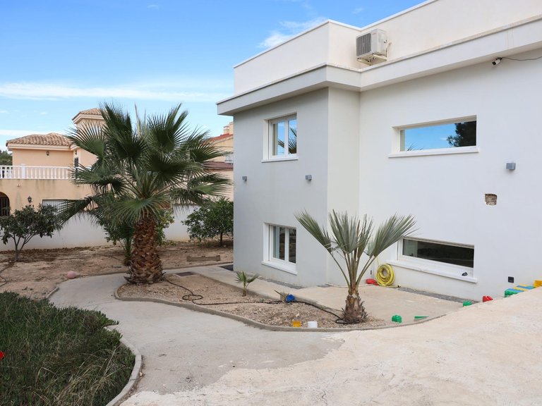 Villa for Sale in Costa Blanca Ciudad Quesada, Alicante 9