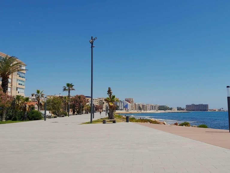Apartment for Sale in Torrevieja, Alicante 27