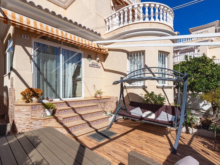 Villa for Sale in Costa Blanca Orihuela Costa, Alicante 2