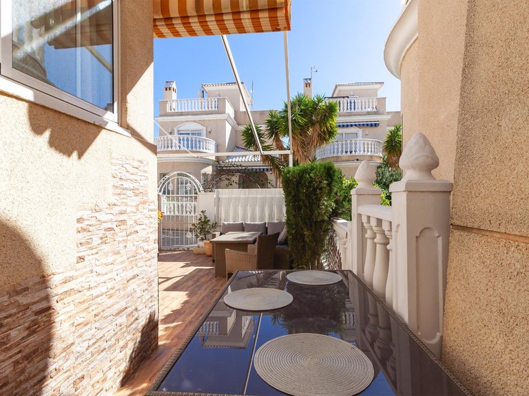 Villa for Sale in Costa Blanca Orihuela Costa, Alicante 5