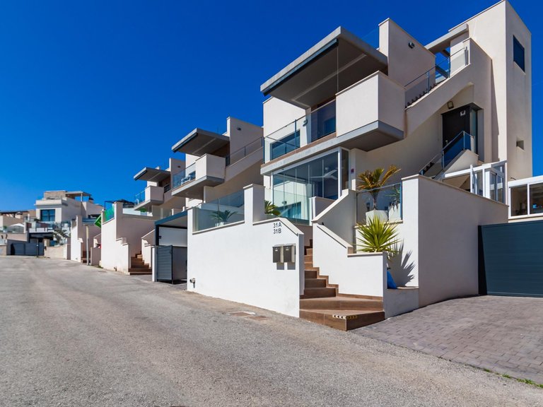 Apartment for Sale in Inland San Miguel De Salinas, Alicante 1