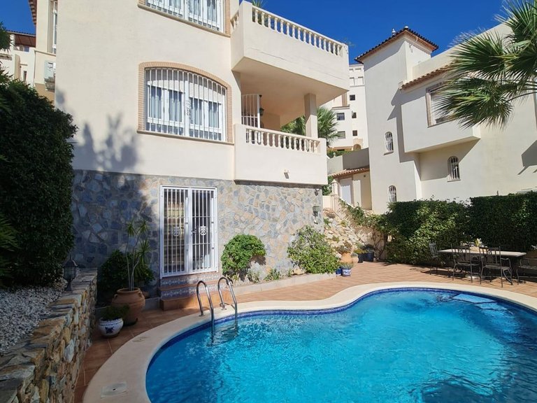 Villa for Sale in Costa Blanca Orihuela Costa, Alicante 1