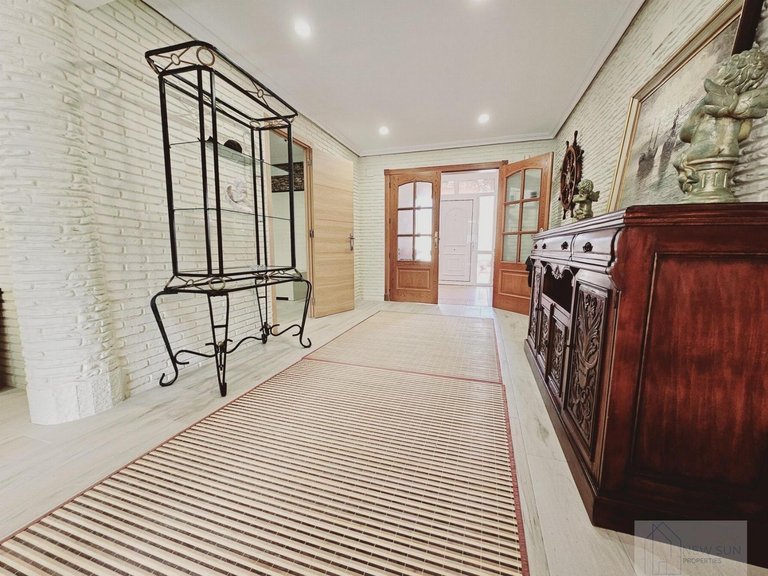 Villa for Sale in Costa Blanca Torrevieja, Alicante 23